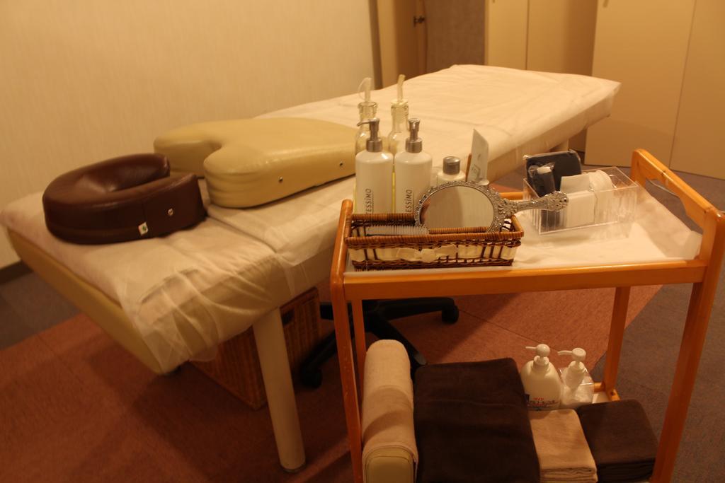 Royal Hotel Naszu Kültér fotó