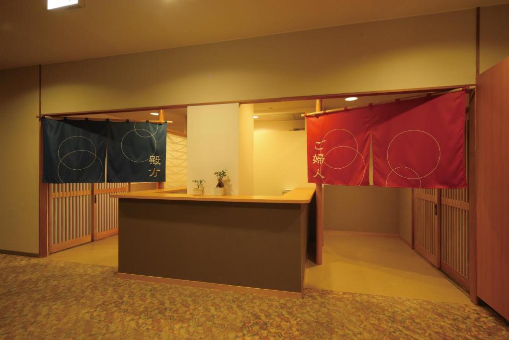 Royal Hotel Naszu Kültér fotó