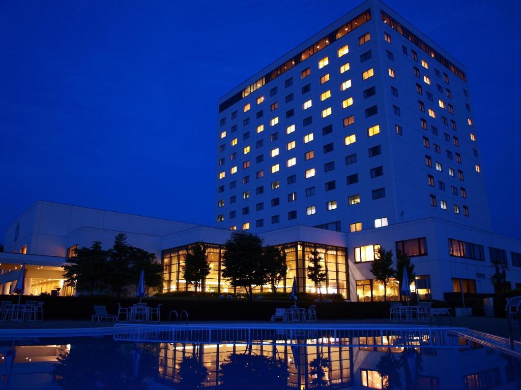 Royal Hotel Naszu Kültér fotó