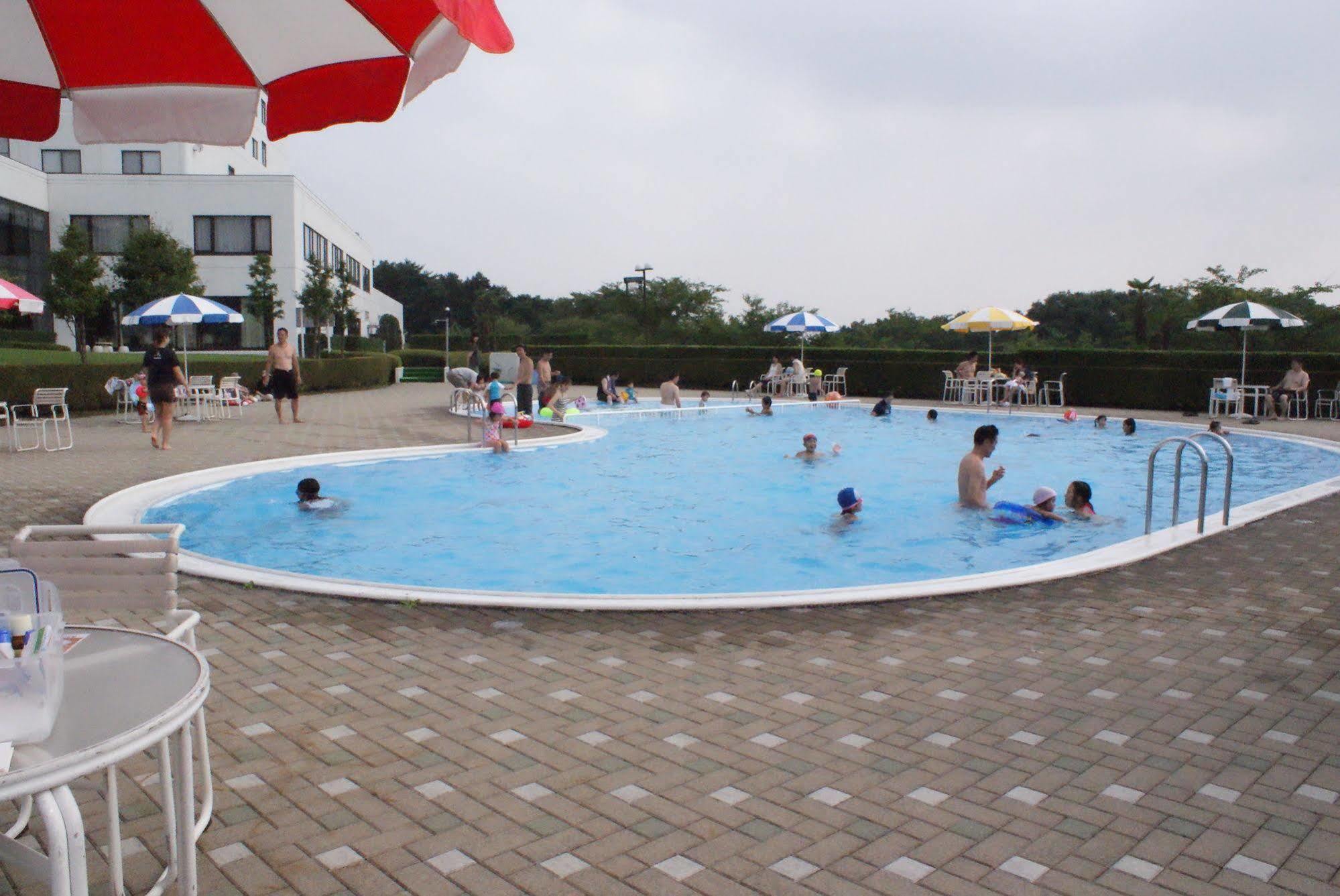 Royal Hotel Naszu Kültér fotó